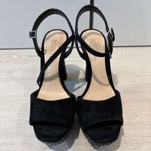 NWOT Schutz platform sandal